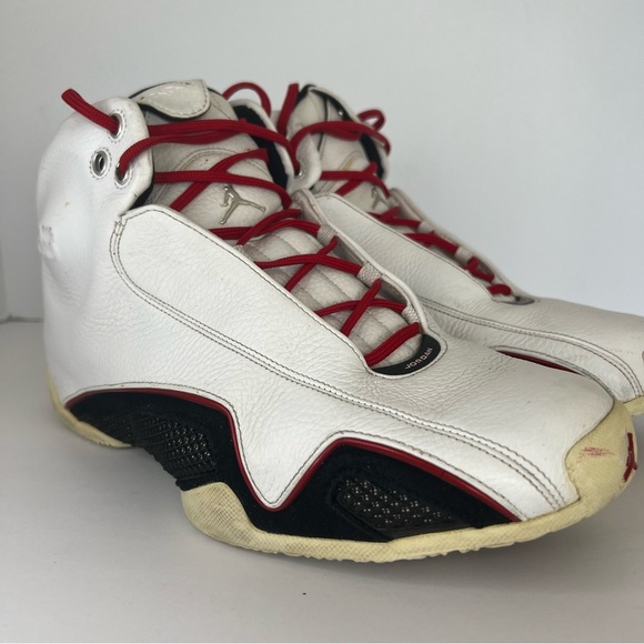 Size 10.5 Nike Air Jordan 21 OG White Varsity Red - Picture 4 of 10